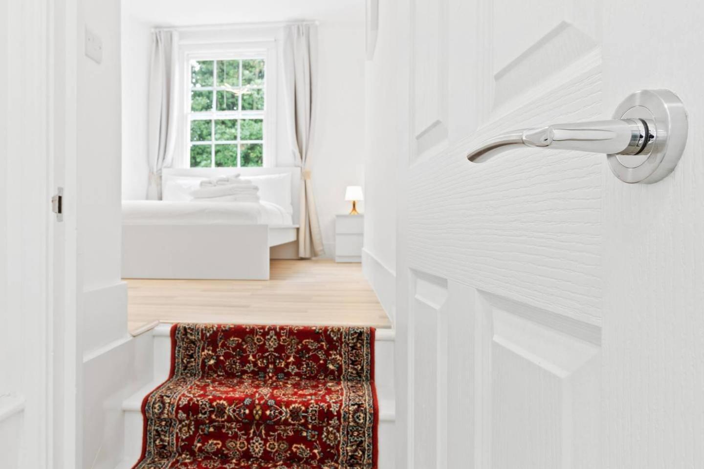 Airy Spacious 1 Bedroom Aprtment With Garden In Brixton Лондон Екстер'єр фото