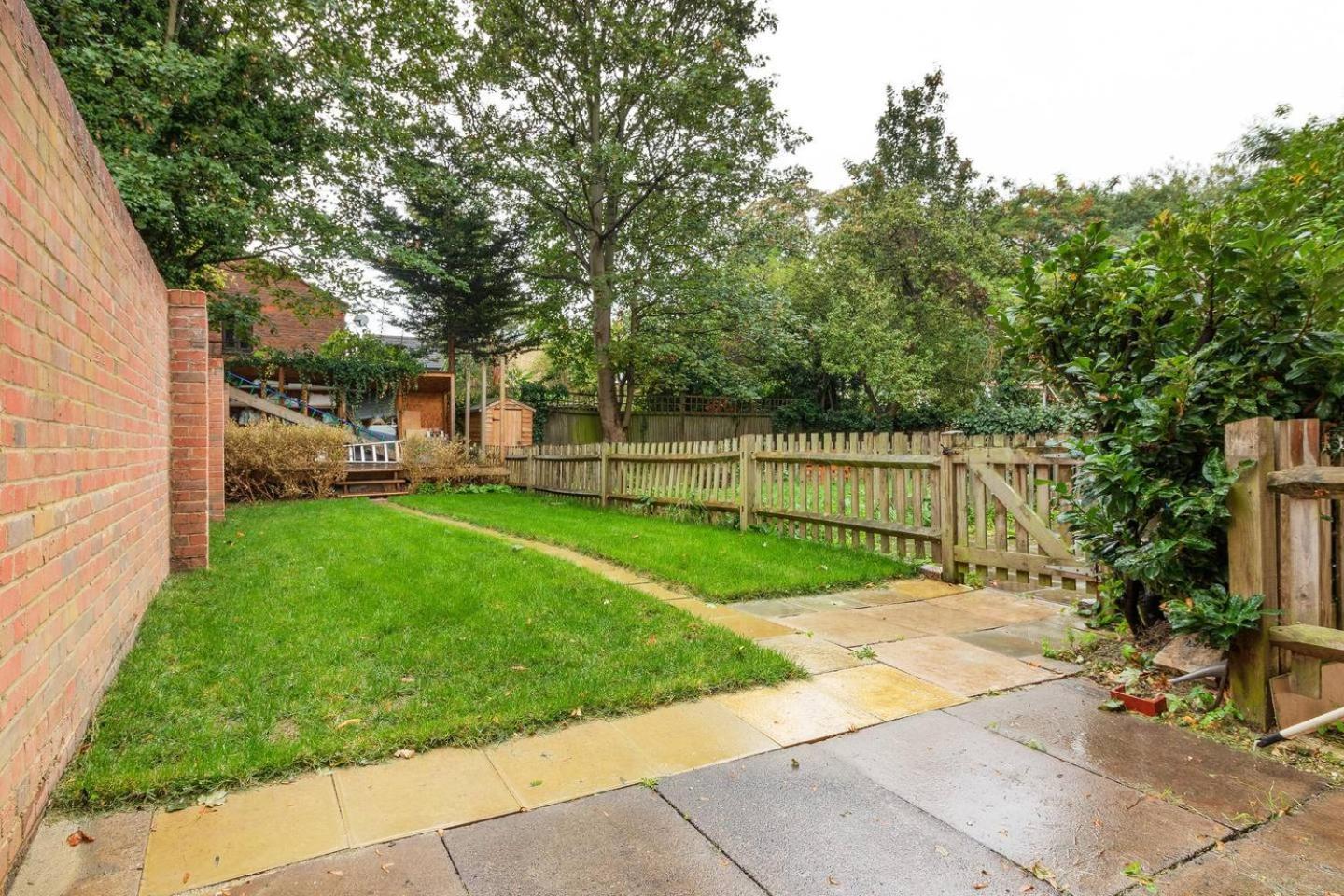 Airy Spacious 1 Bedroom Aprtment With Garden In Brixton Лондон Екстер'єр фото