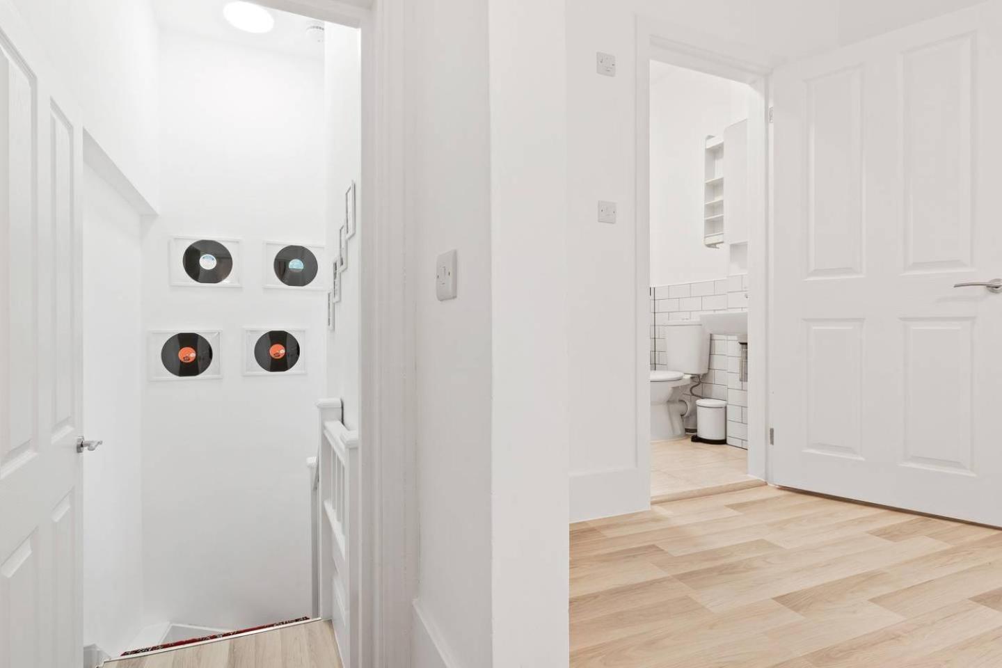 Airy Spacious 1 Bedroom Aprtment With Garden In Brixton Лондон Екстер'єр фото